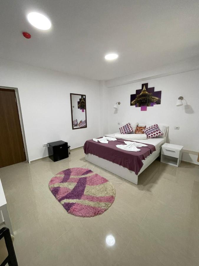 Hostel Tripoli Palace بوخارست المظهر الخارجي الصورة